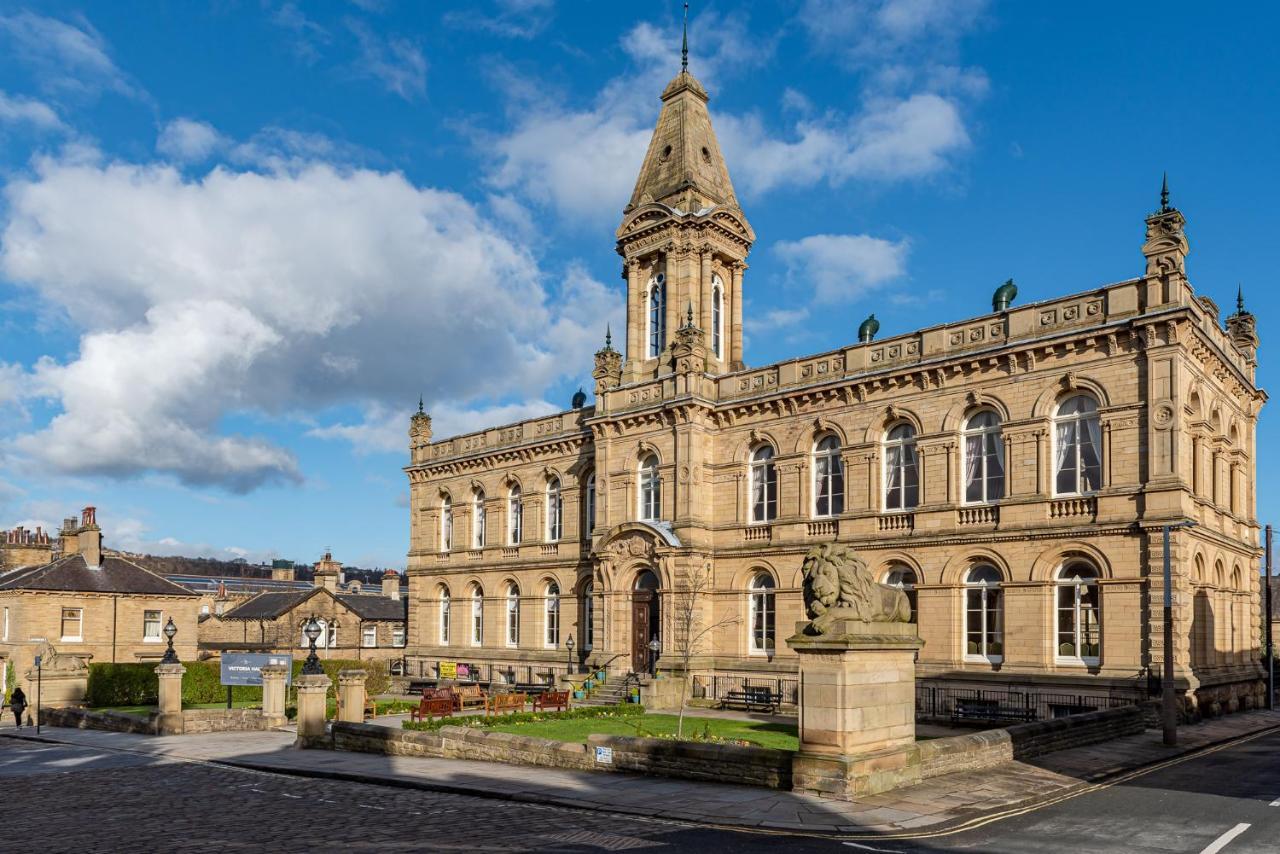 Riverside Balcony Apartment With Parking Just Minutes To Saltaire Shipley (West Yorkshire) Εξωτερικό φωτογραφία