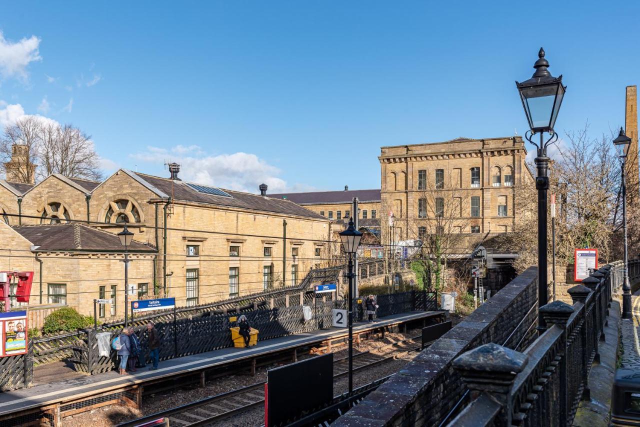 Riverside Balcony Apartment With Parking Just Minutes To Saltaire Shipley (West Yorkshire) Εξωτερικό φωτογραφία